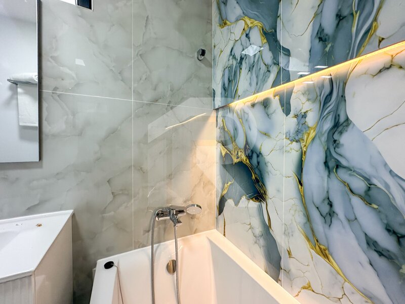 Eroii Revolutiei, 10 min. metrou, bloc boutique - apartament cu 3 camere